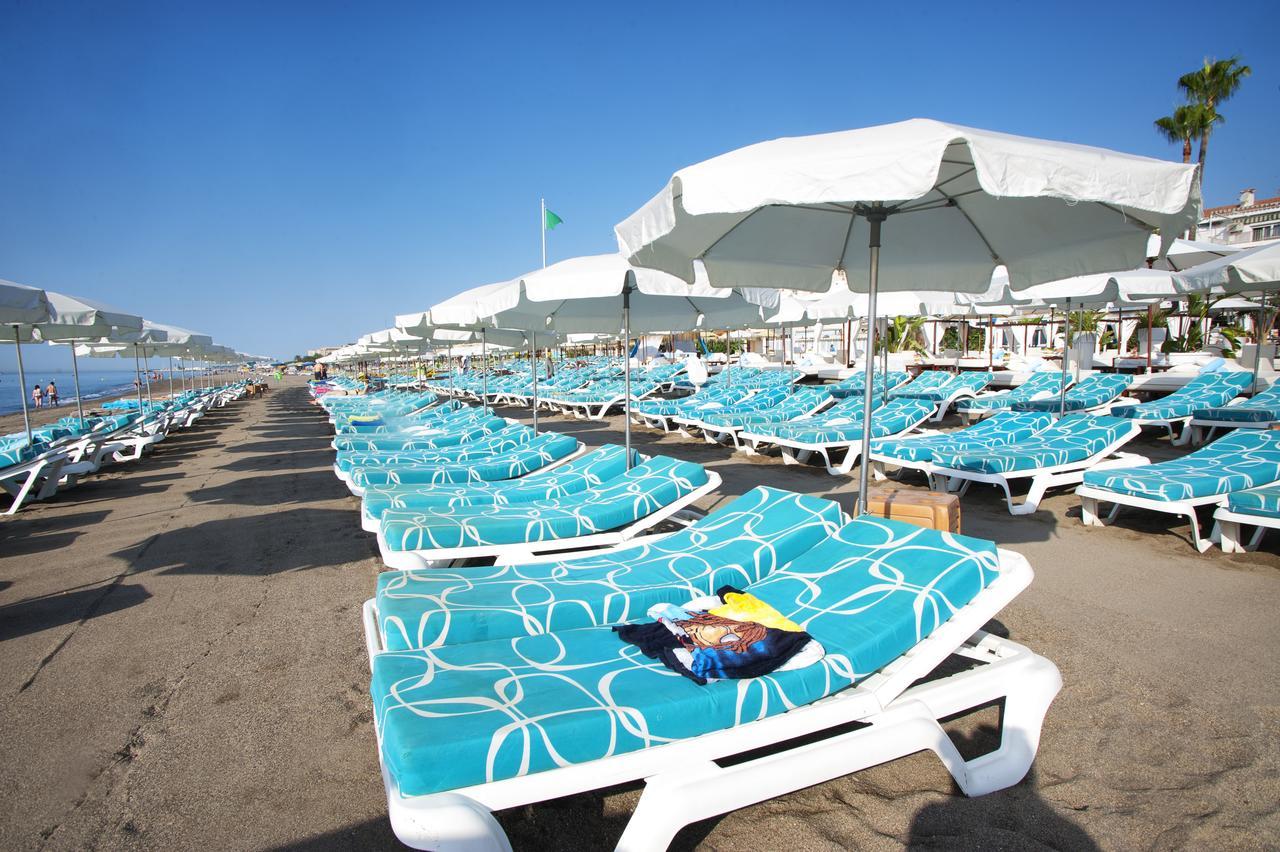 Playa Miguel Beach Club ตอร์เรโมลิโนส ภายนอก รูปภาพ